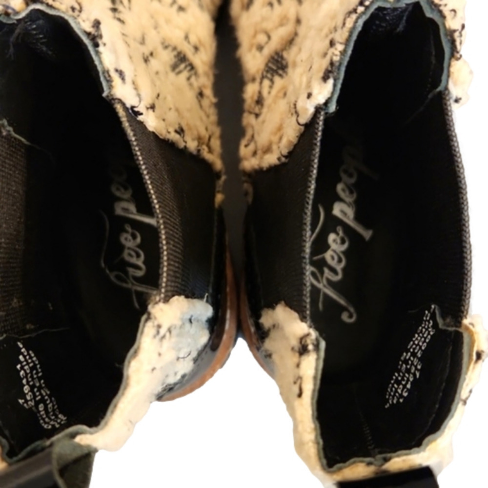 Womens Free People Atlas Chelsea Booties size 6/37. - Picture 8 of 14
